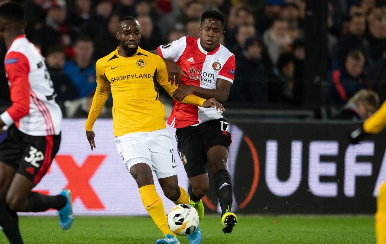 画面太美！皇马前场6.5亿欧元组合手捧欧洲超级杯合影